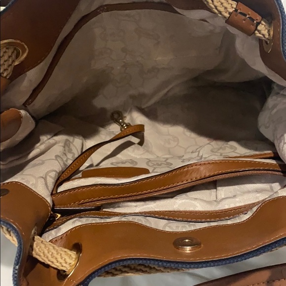 Michael Kors bag - Picture 3 of 3